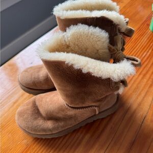 UGG Winter Boots Brown Cream Sheepskin Lined